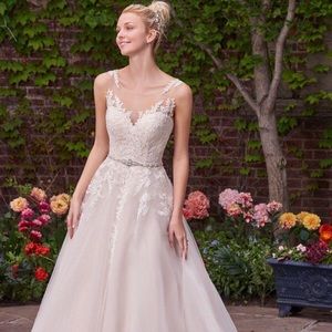 Never Worn Rebecca Ingram Olivia Wedding Dress